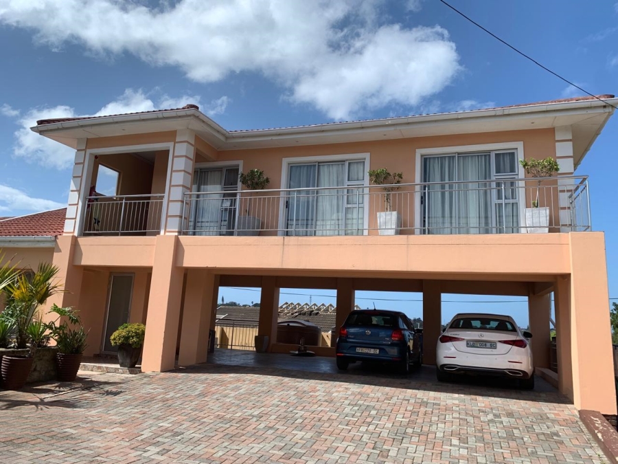 12 Bedroom Property for Sale in Haven Hills Eastern Cape